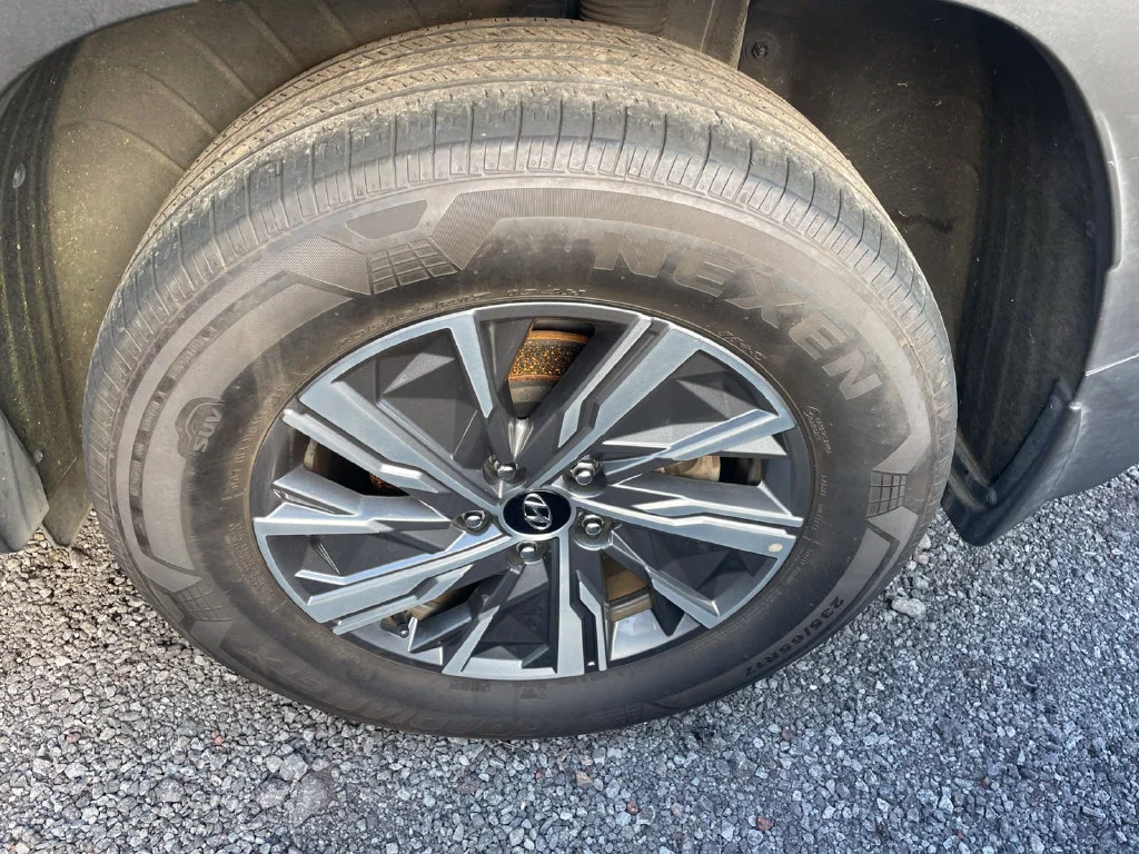 Used 2024 Gray Hyundai Blue image 9