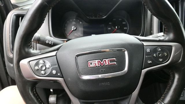 Used 2022 Gray GMC AT4 w/Leather image 13