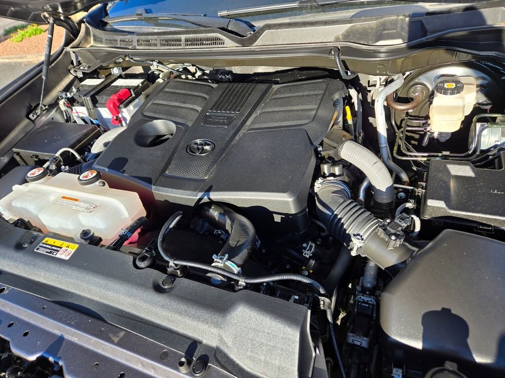 2024 Toyota Tundra SR5 - Photo 16