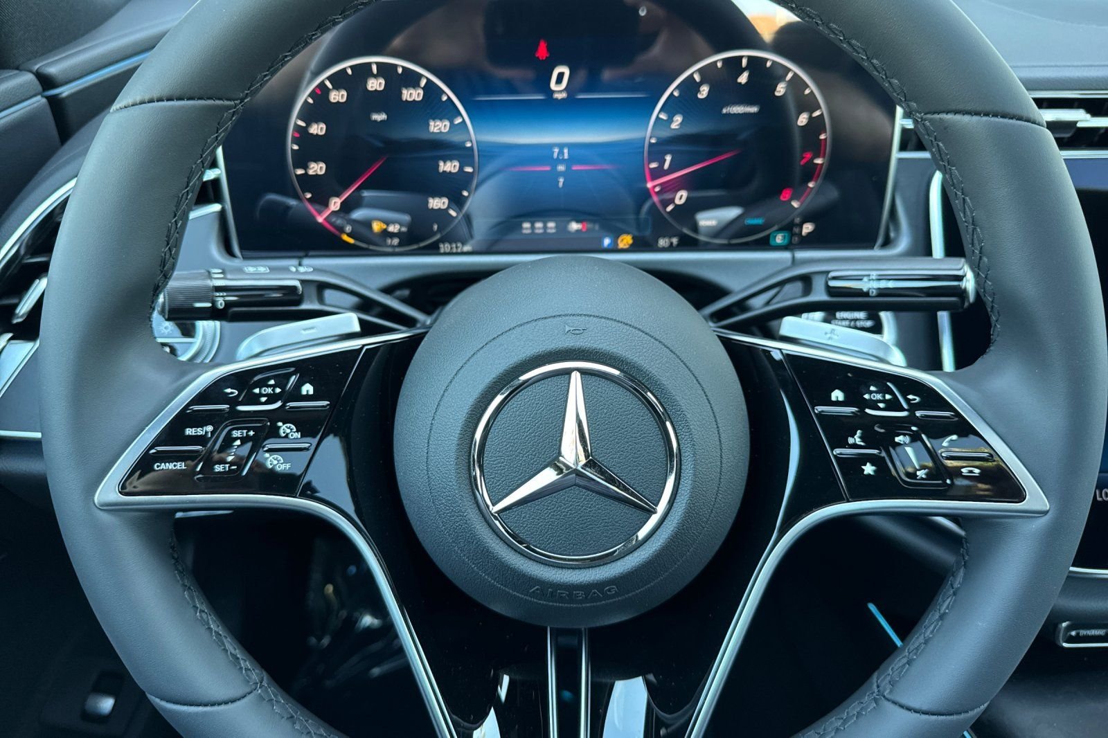 New 2026 Graphite Grey Metallic Mercedes-Benz E 350 image 22