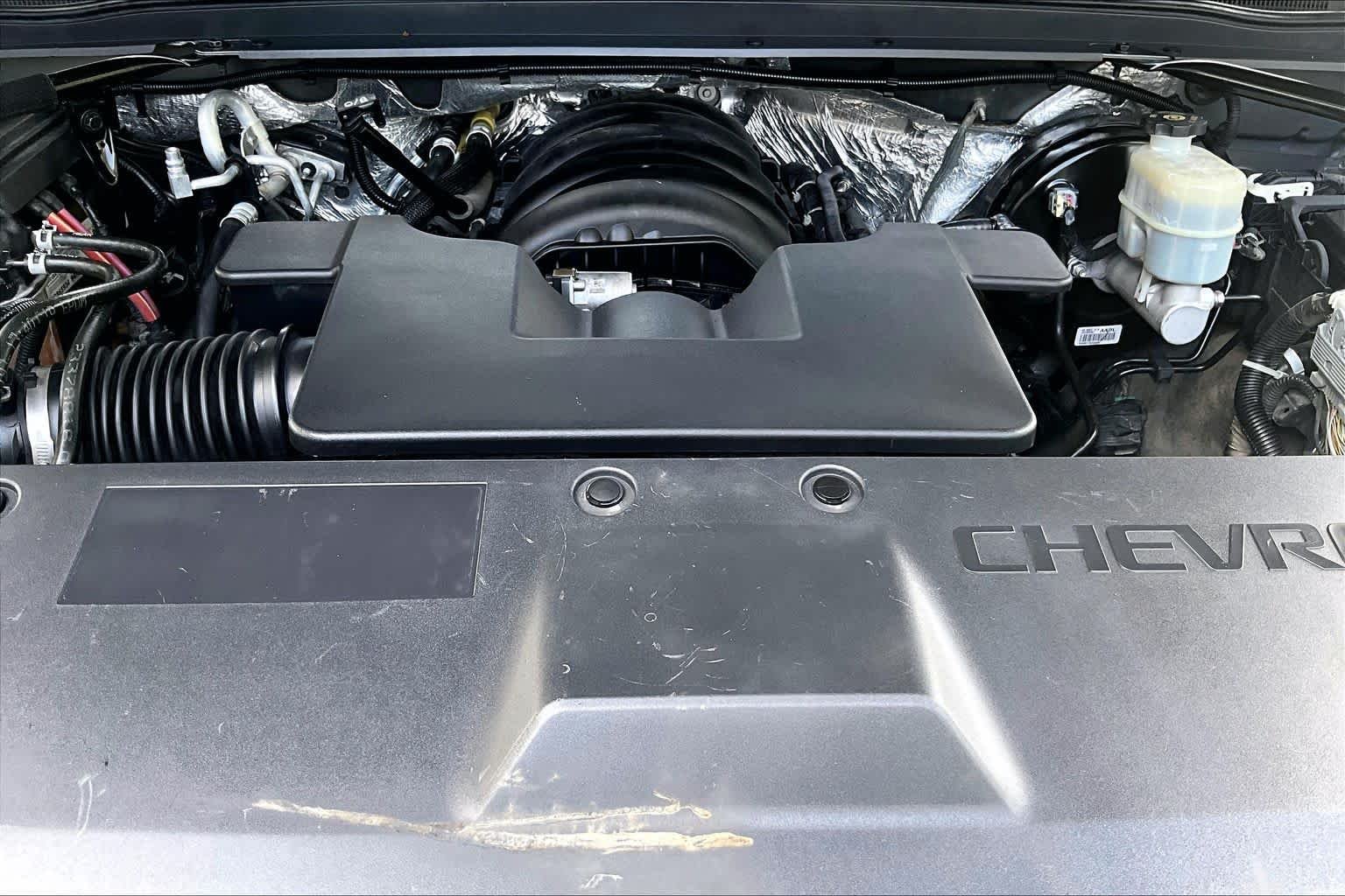 Used 2018 Satin Steel Metallic Chevrolet Premier image 29