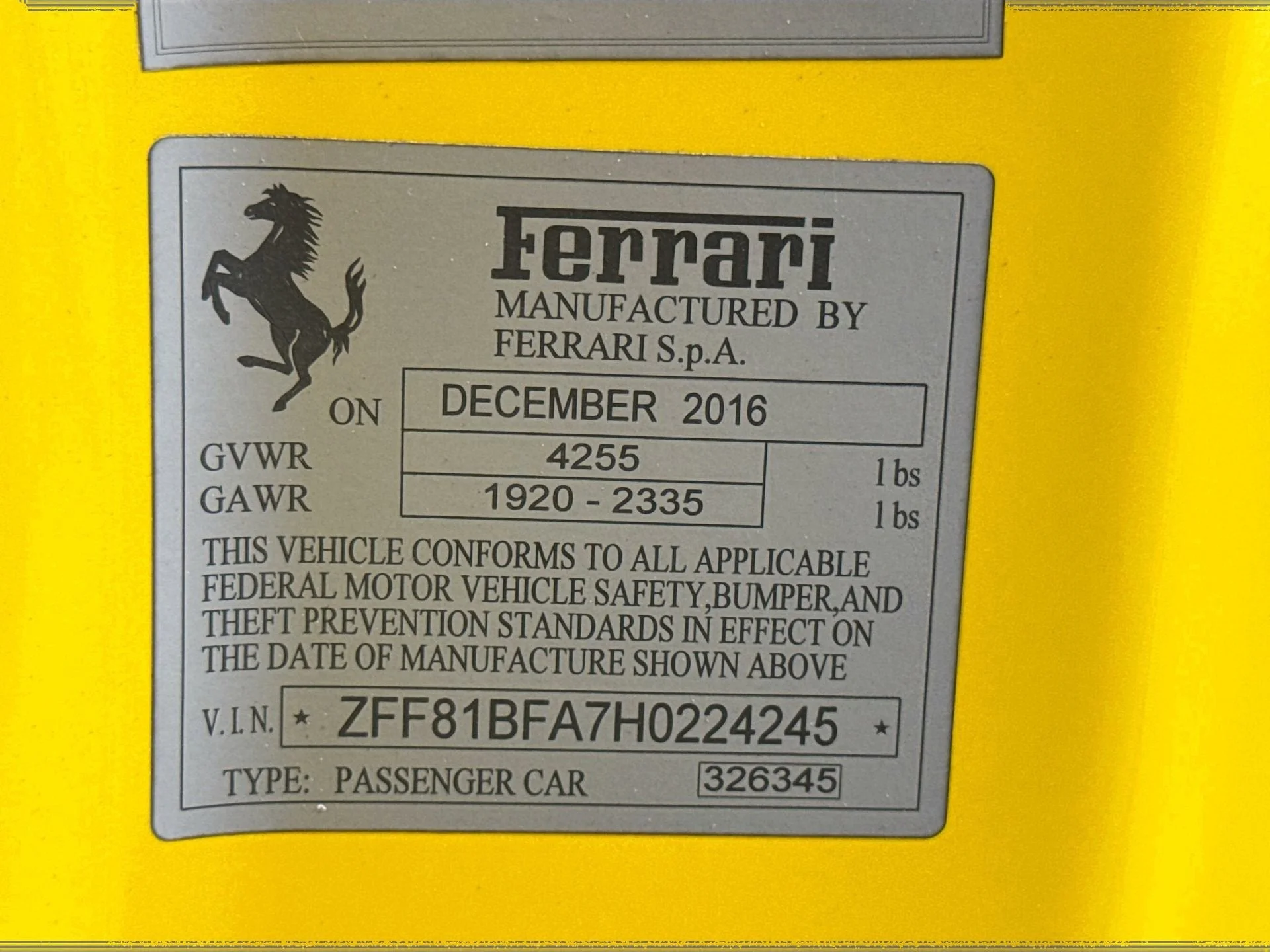Certified Used 2017 Giallo Triplo Strato Ferrari Base image 27