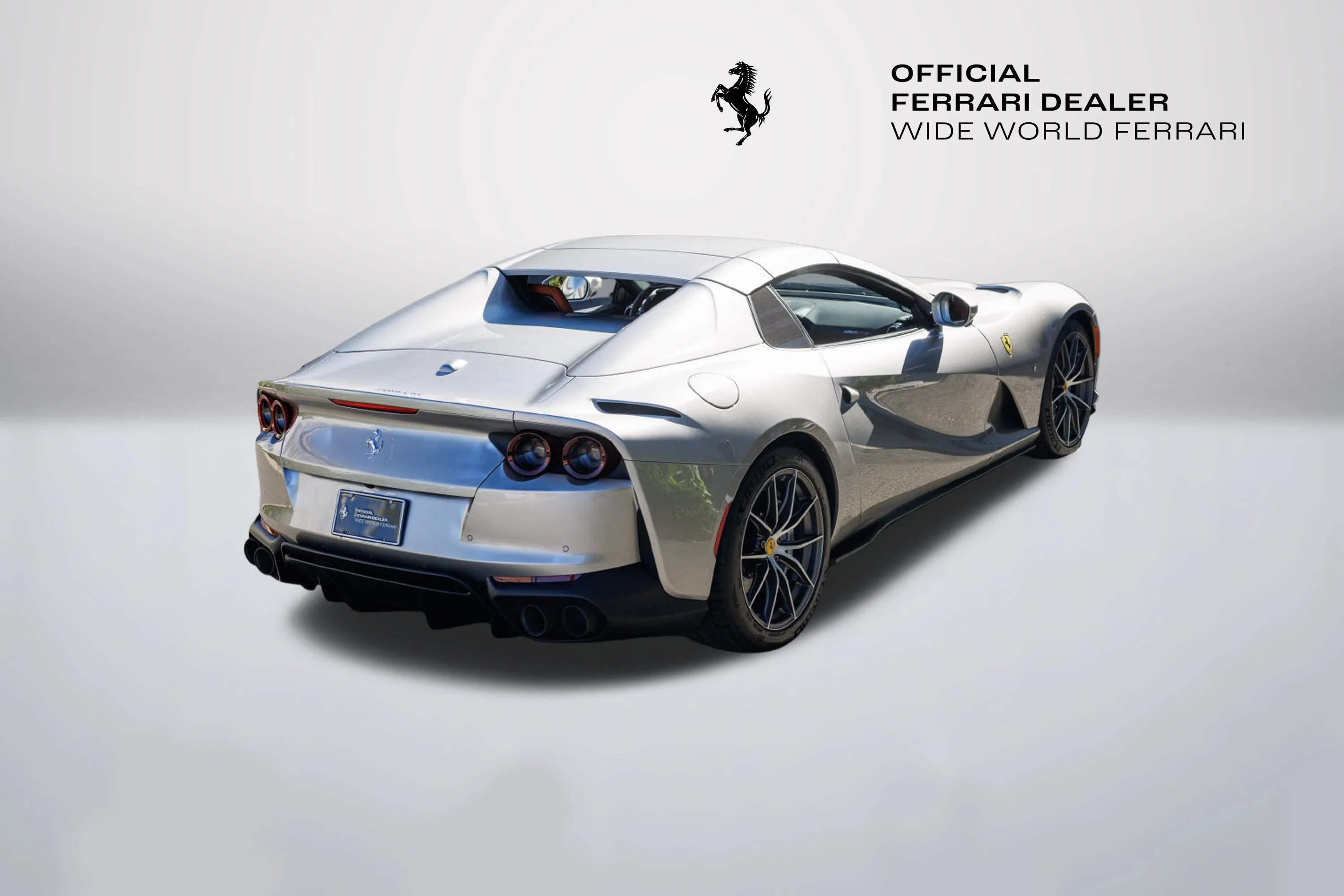Certified Used 2023 Aluminum Lucido Ferrari Base image 22