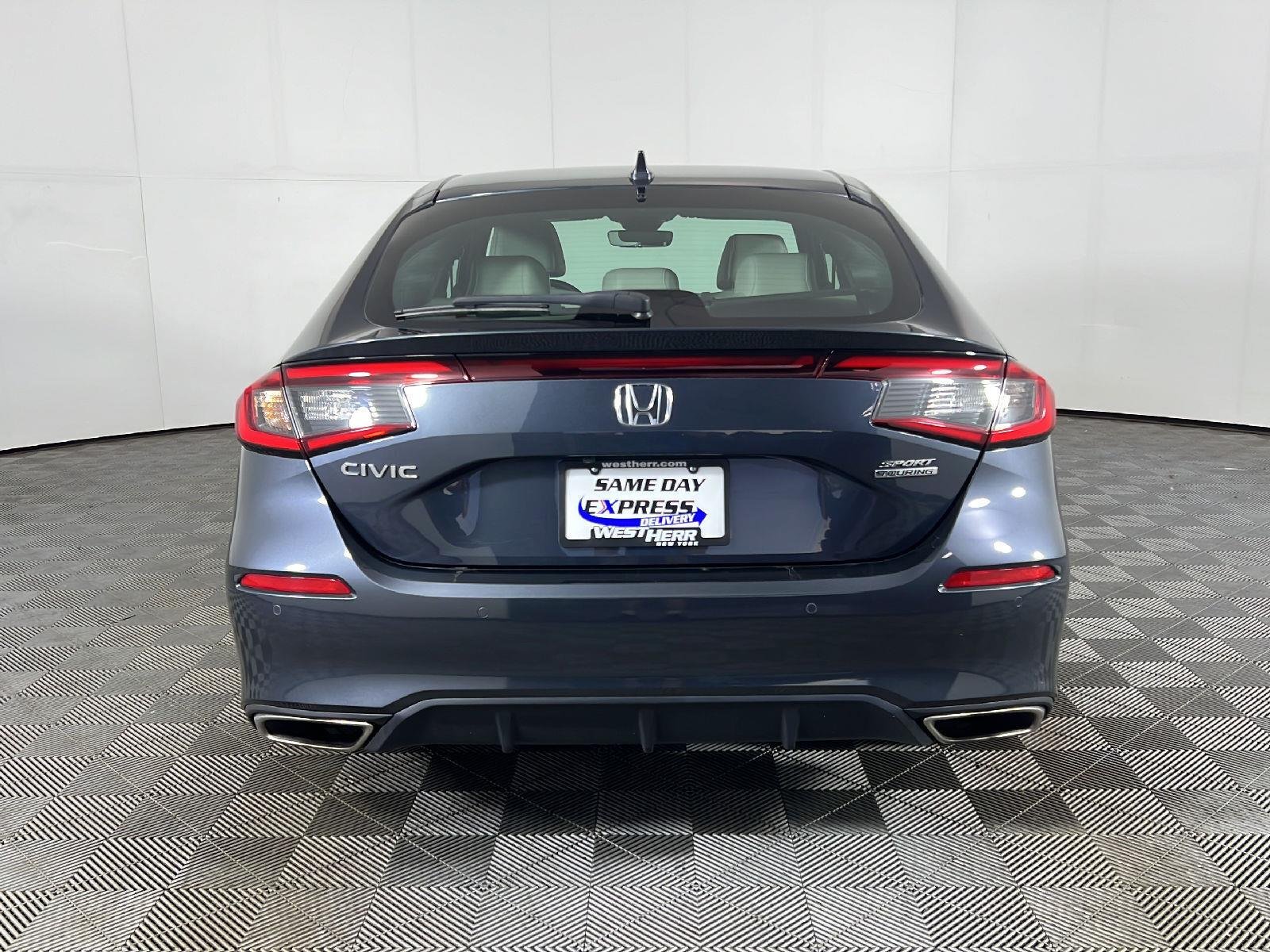 Used 2023 Meteorite Gray Metallic Honda Sport Touring image 6