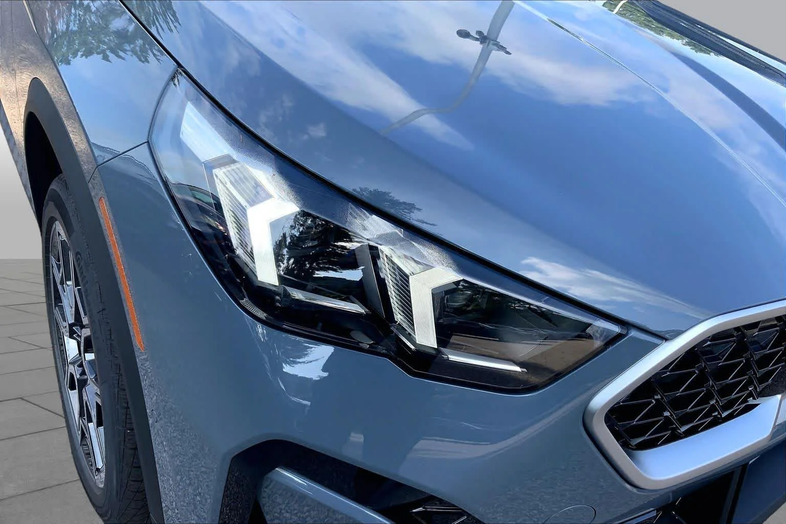 New 2027 Storm Bay Metallic BMW xDrive28i image 13
