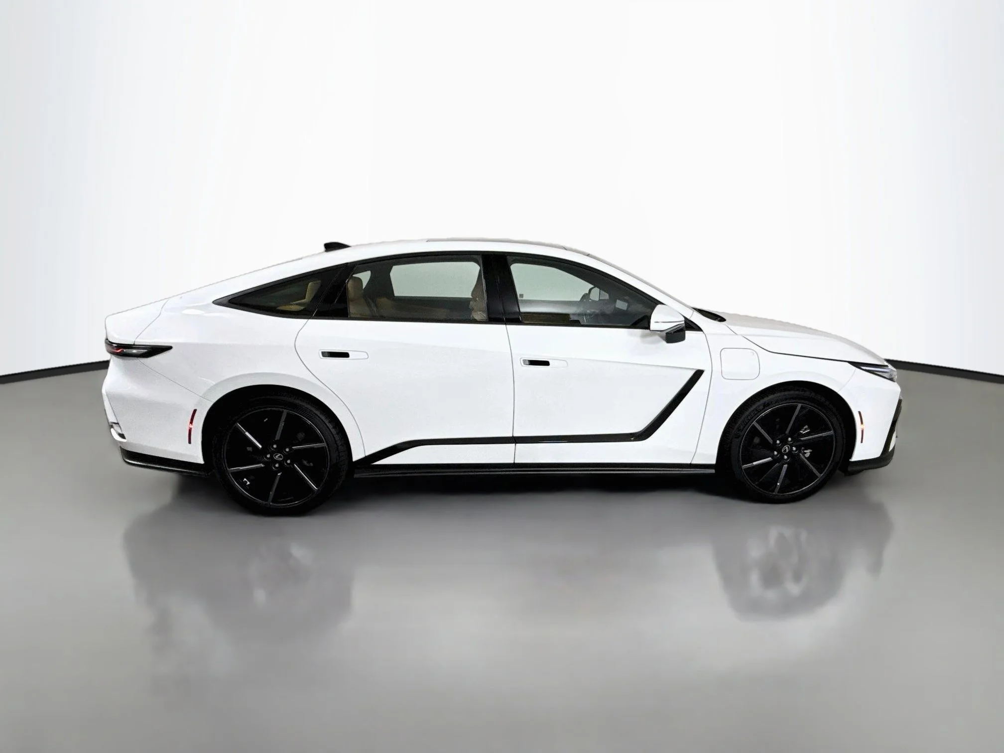 New 2026 Ultra White Lexus ES 500e PREMIUM AWD image 8