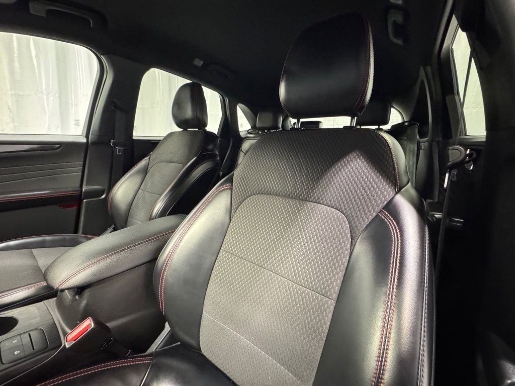 2024 Ford Escape ST-Line - Photo 22