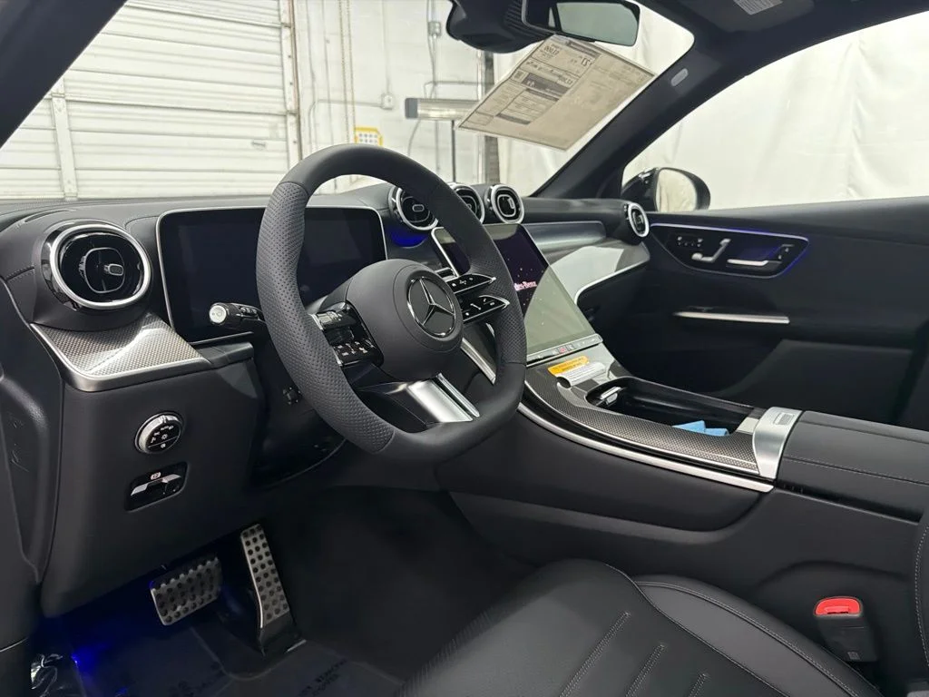 New 2026 Black Mercedes-Benz GLC 300 image 12