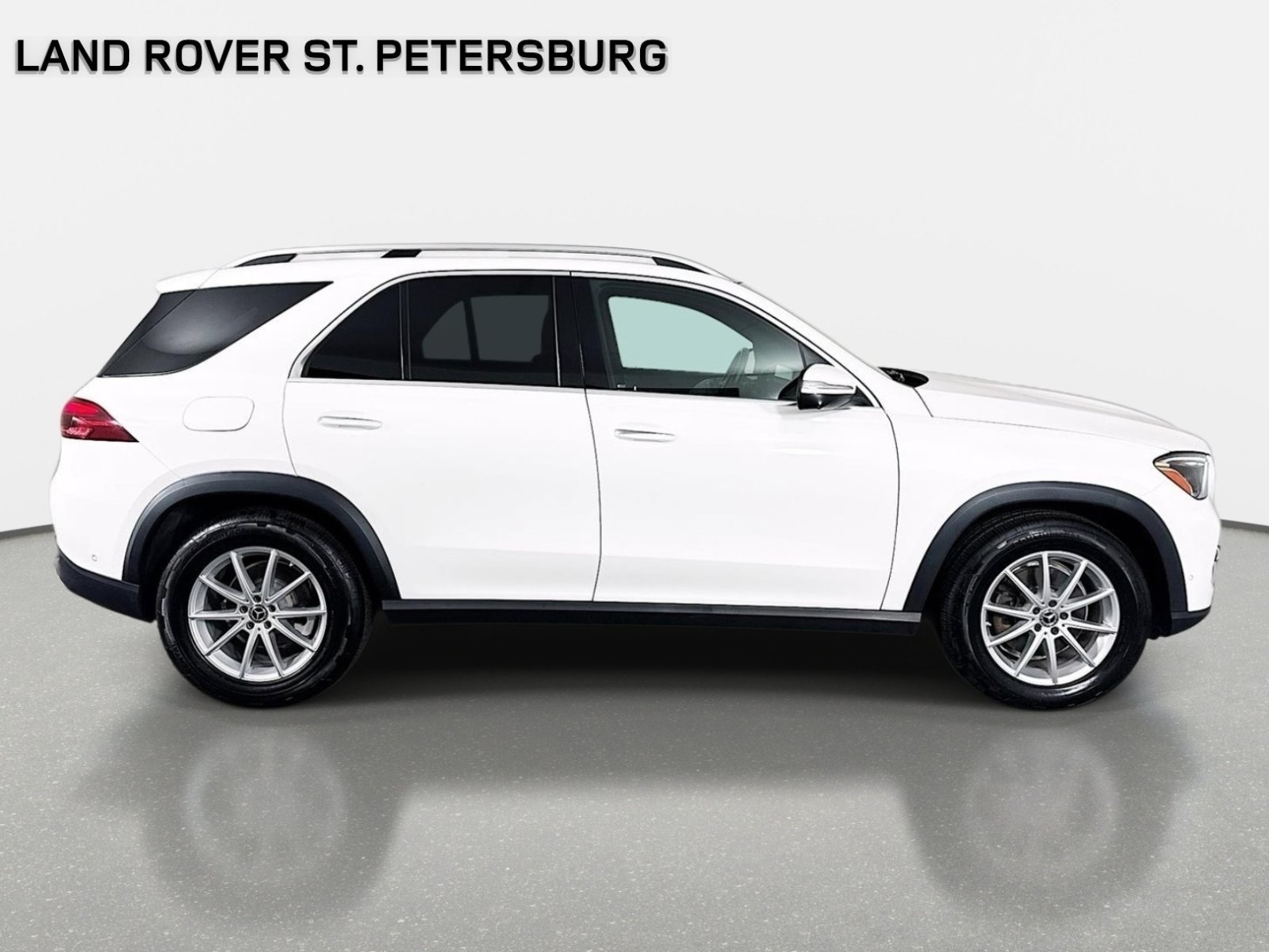 Used 2024 White Mercedes-Benz GLE 350 image 4