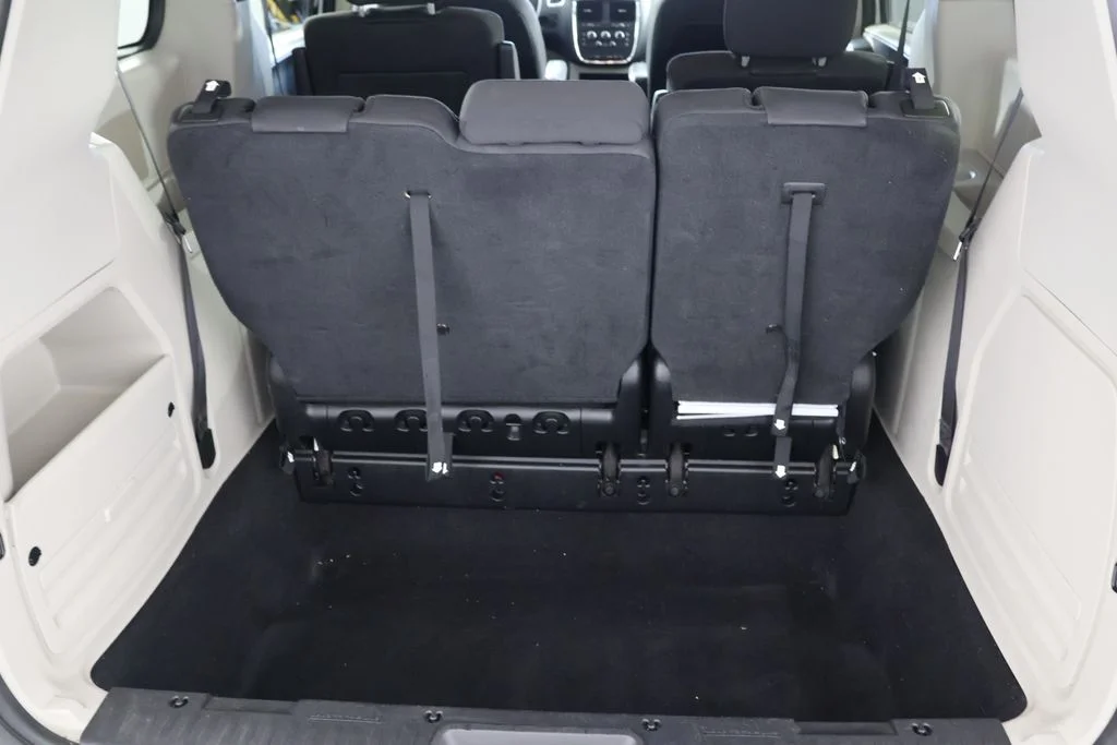 Used 2019 White Dodge SE image 16