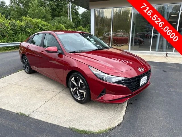 Certified Used 2023 Red Hyundai SEL image 3