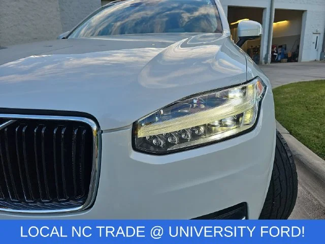 Used 2017 White Volvo T6 Momentum image 29