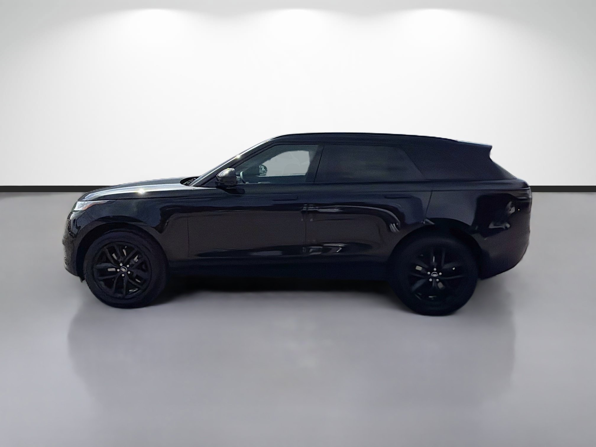New 2026 Santorini Black Land Rover S image 2
