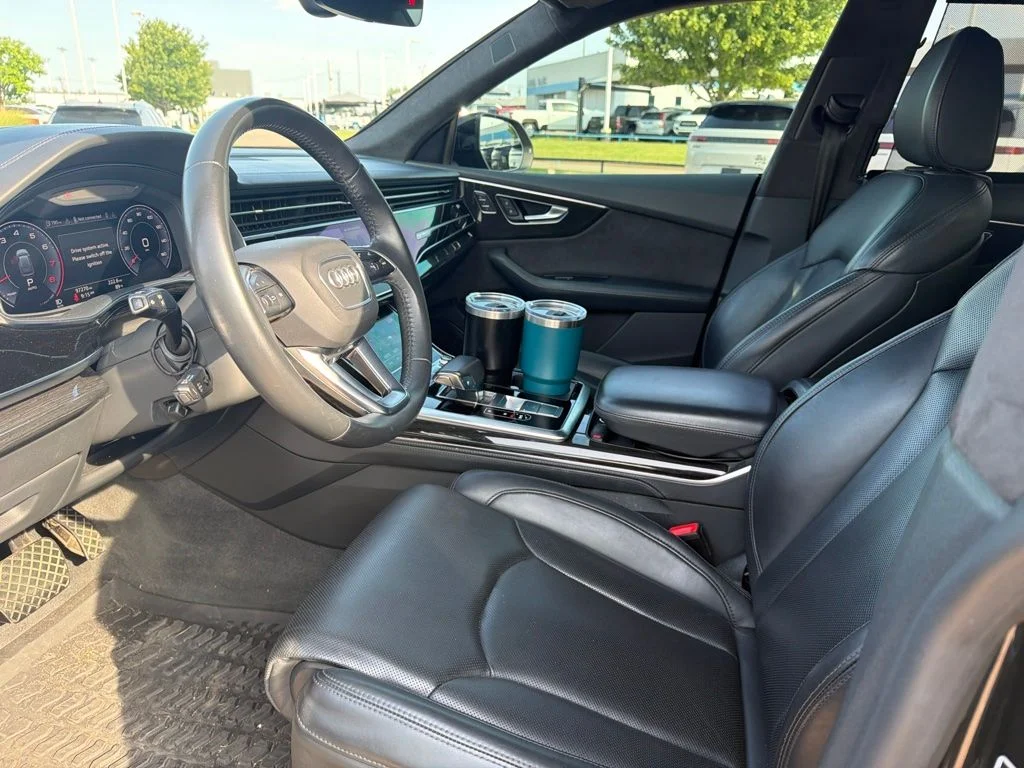 Used 2019 Black Audi 3.0T Prestige image 6
