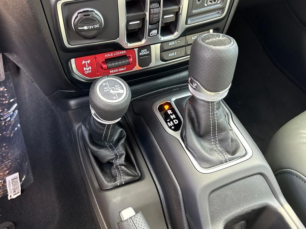 New 2026 Gray Jeep Mojave X image 23