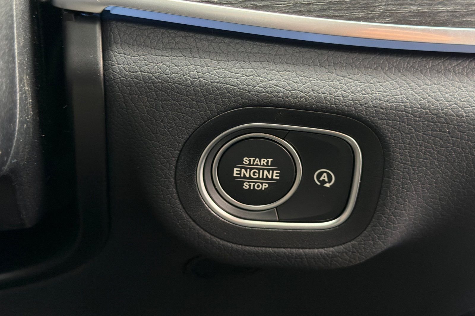 New 2026 Selenite Grey Metallic Mercedes-Benz GLS 450 image 20