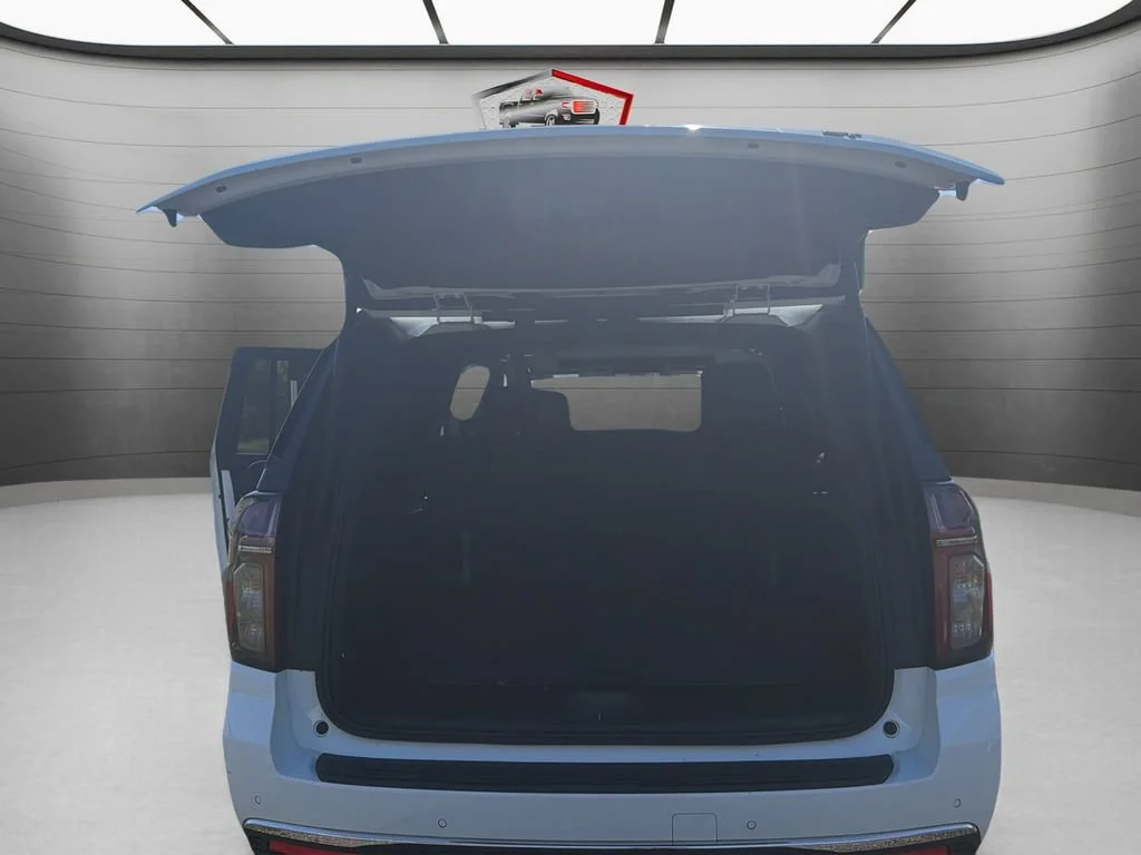 Used 2021 SUMMIT WHITE Chevrolet LT image 14