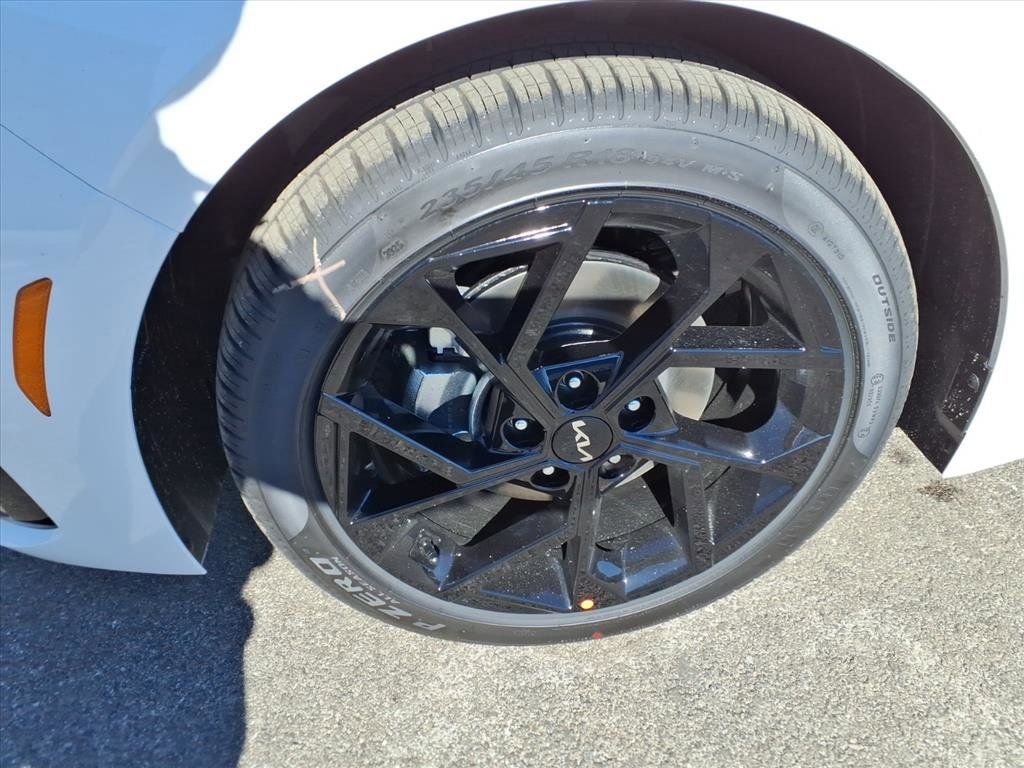 New 2026 Snow White Pearl Kia GT-Line FWD image 10