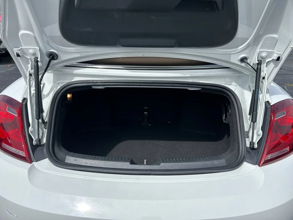 2019 Volkswagen Beetle S - Photo 30