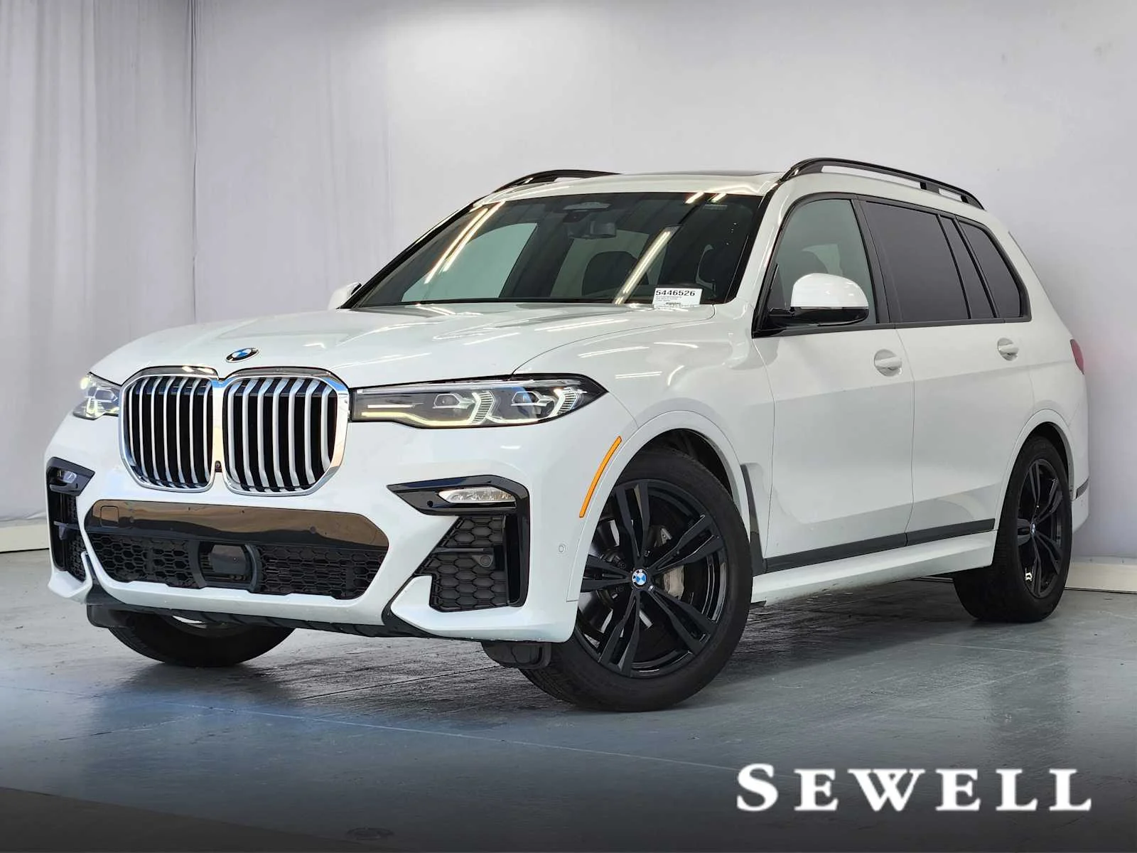 2022 BMW X7 xDrive40i's photo