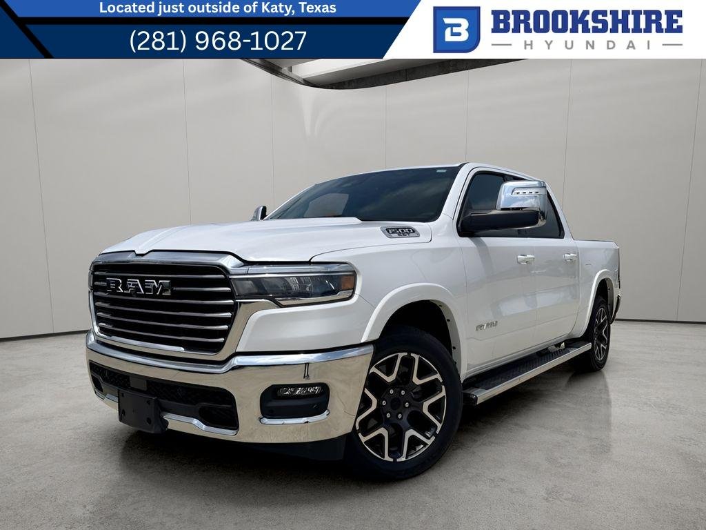 2025 RAM 1500 Laramie 4x4 Crew Cab 5'7's photo