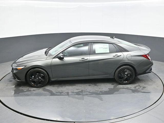 New 2026 Gray Hyundai SEL Sport image 12