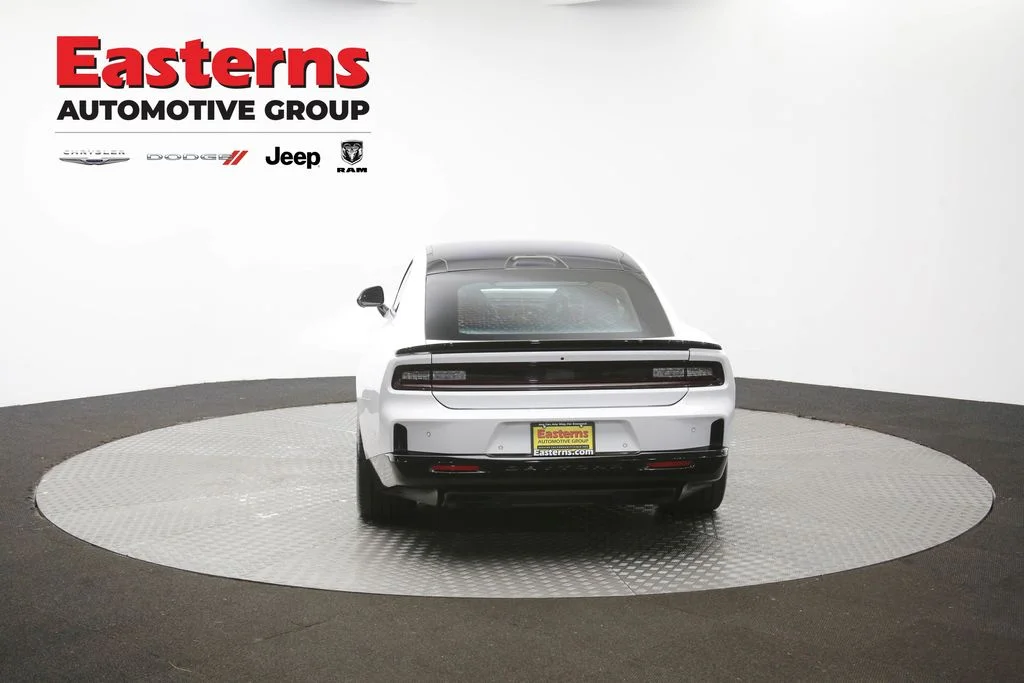 Certified Used 2024 White Dodge R/T Scat Pack image 35