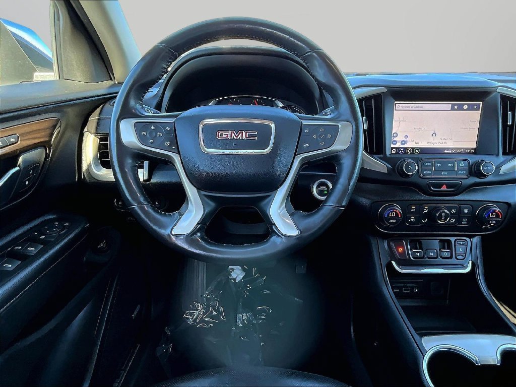 Used 2018 White GMC Denali image 8