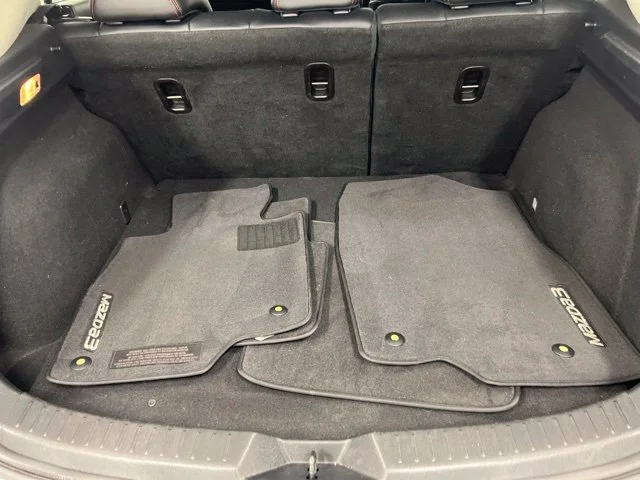 Used 2016 Blue Mazda i Grand Touring image 9