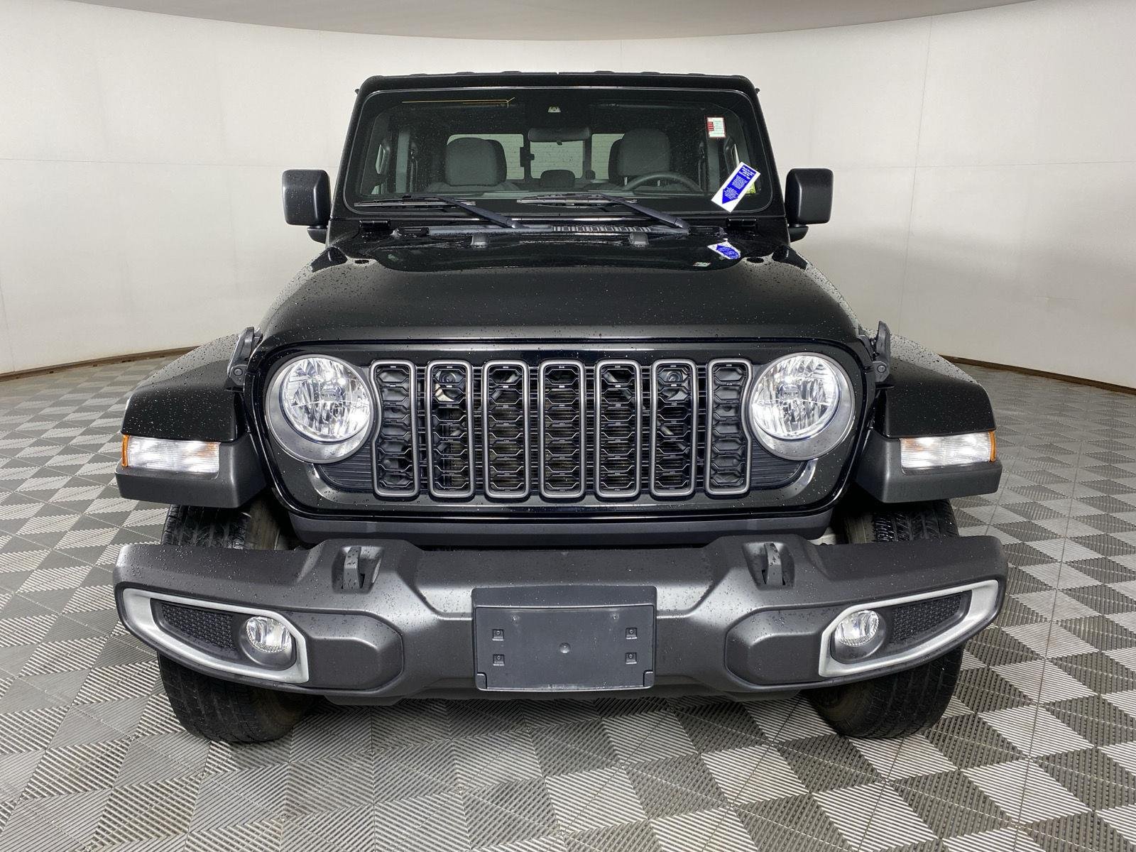 Used 2024 Black Clearcoat Jeep Sport S image 4