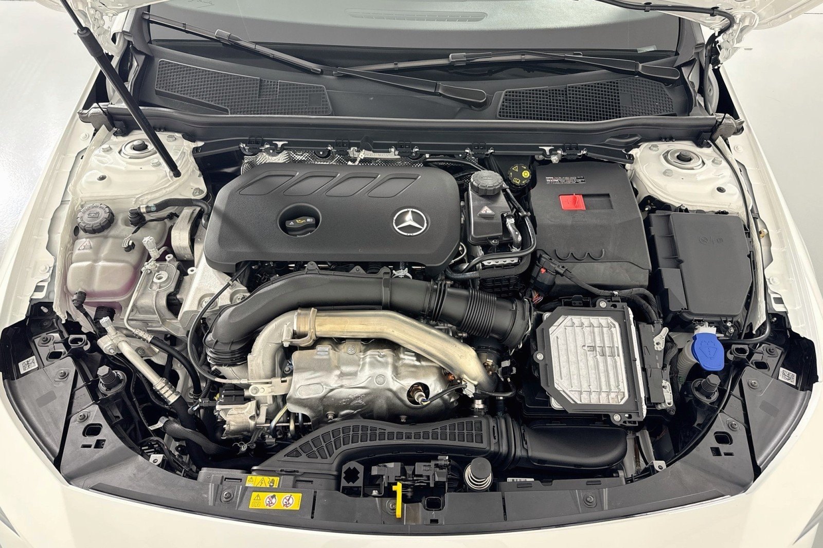 Certified Used 2026 Polar White Mercedes-Benz CLA 250 image 11