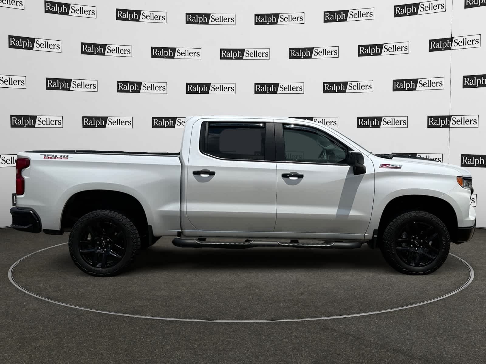 Used 2023 Iridescent Pearl Tricoat Chevrolet LT Trail Boss image 7