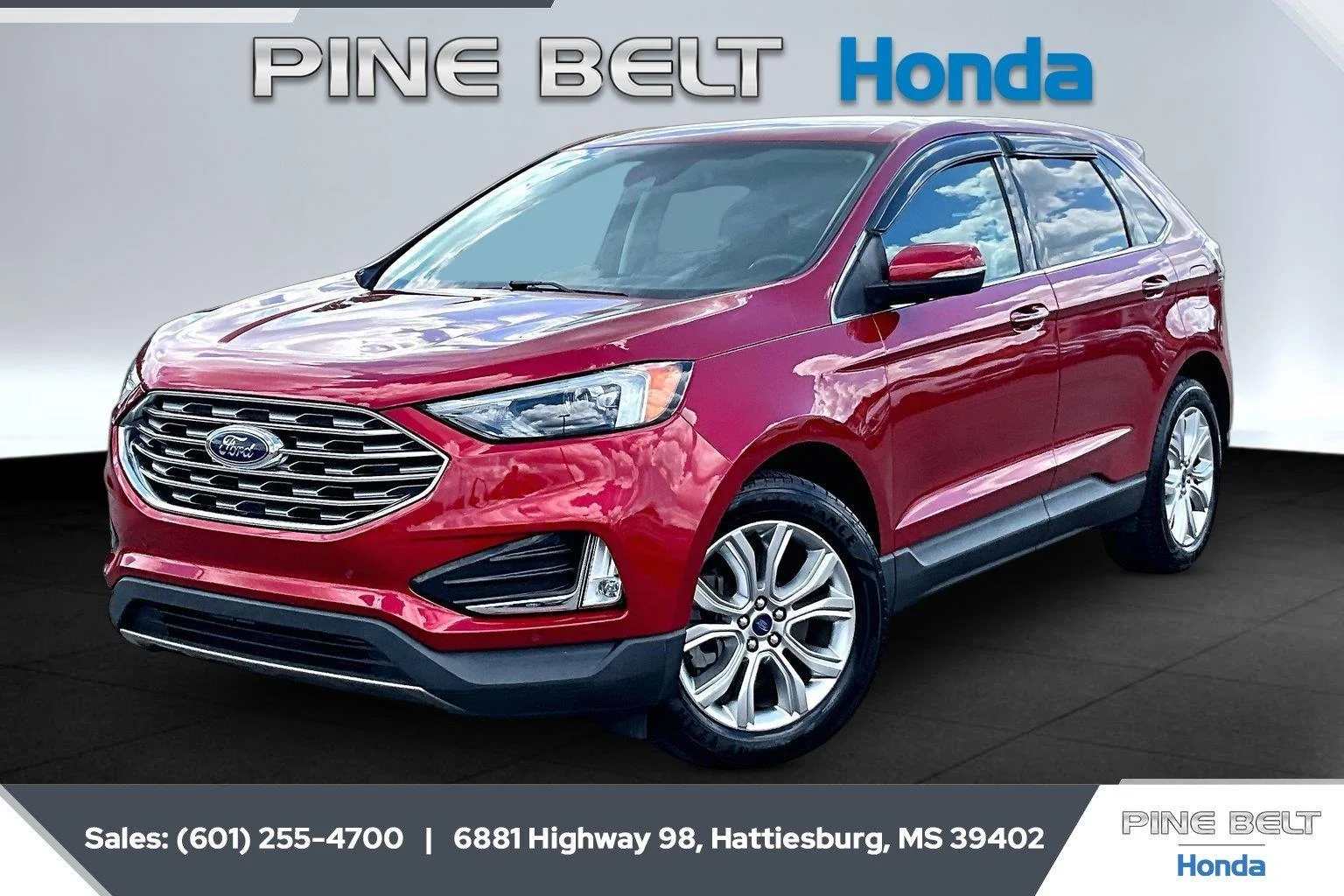 Used 2022 Rapid Red Metallic Tinted Clearcoat Ford Titanium image 10
