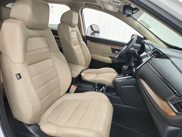Used 2017 White Honda Touring image 33