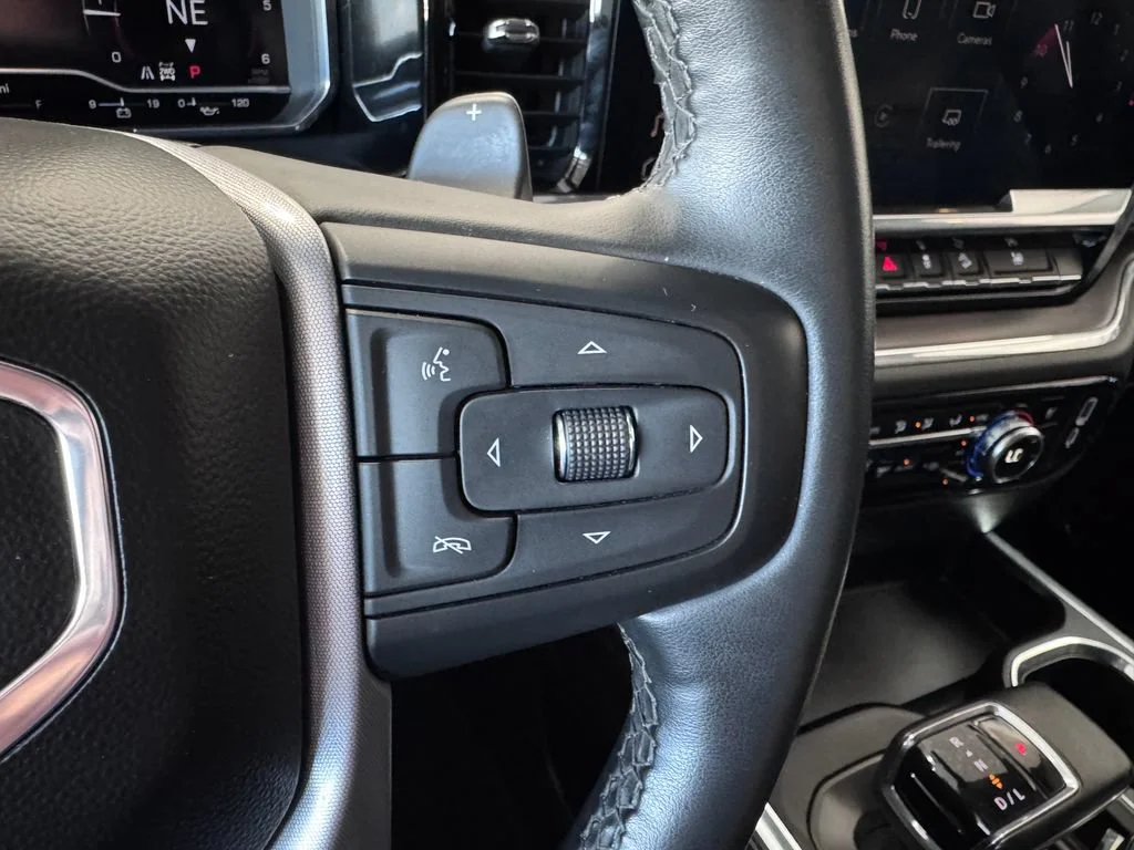2023 GMC Sierra 1500 SLT - Photo 17