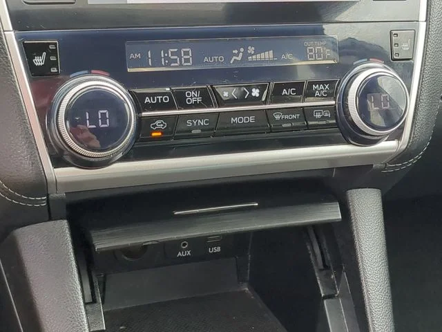 Used 2018 Blue Subaru 2.5i image 27