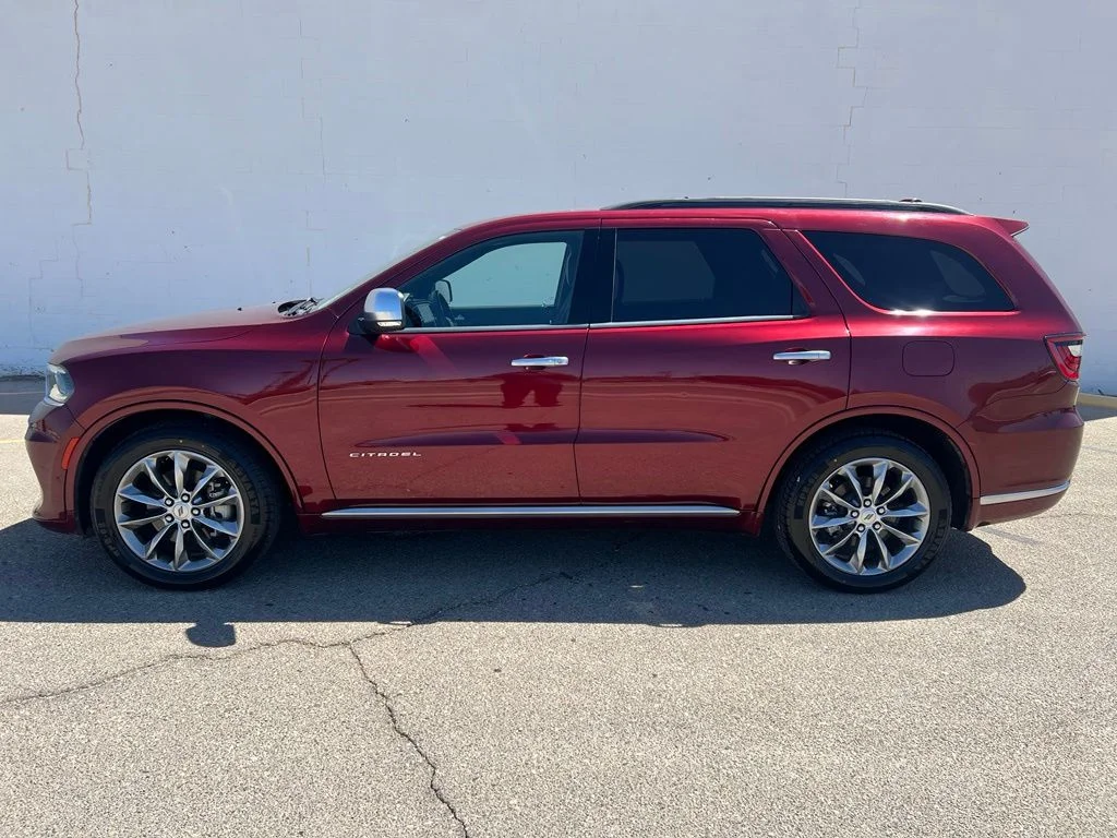 Used 2022 Octane Red Pearlcoat Dodge Citadel image 3
