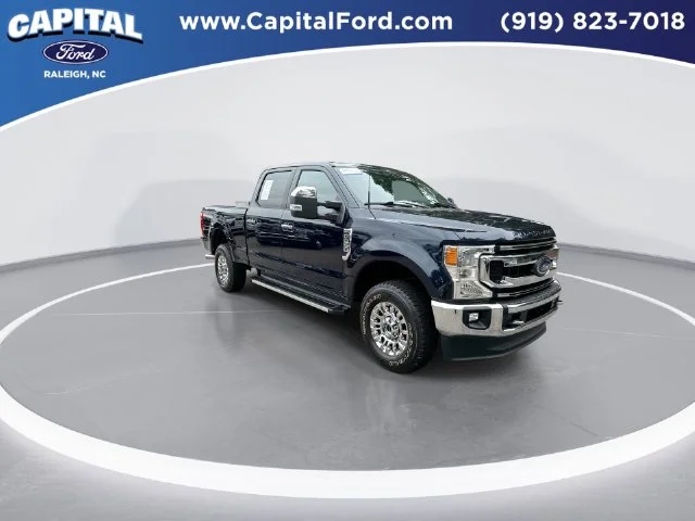 Used 2022 Blue Ford XLT image 2