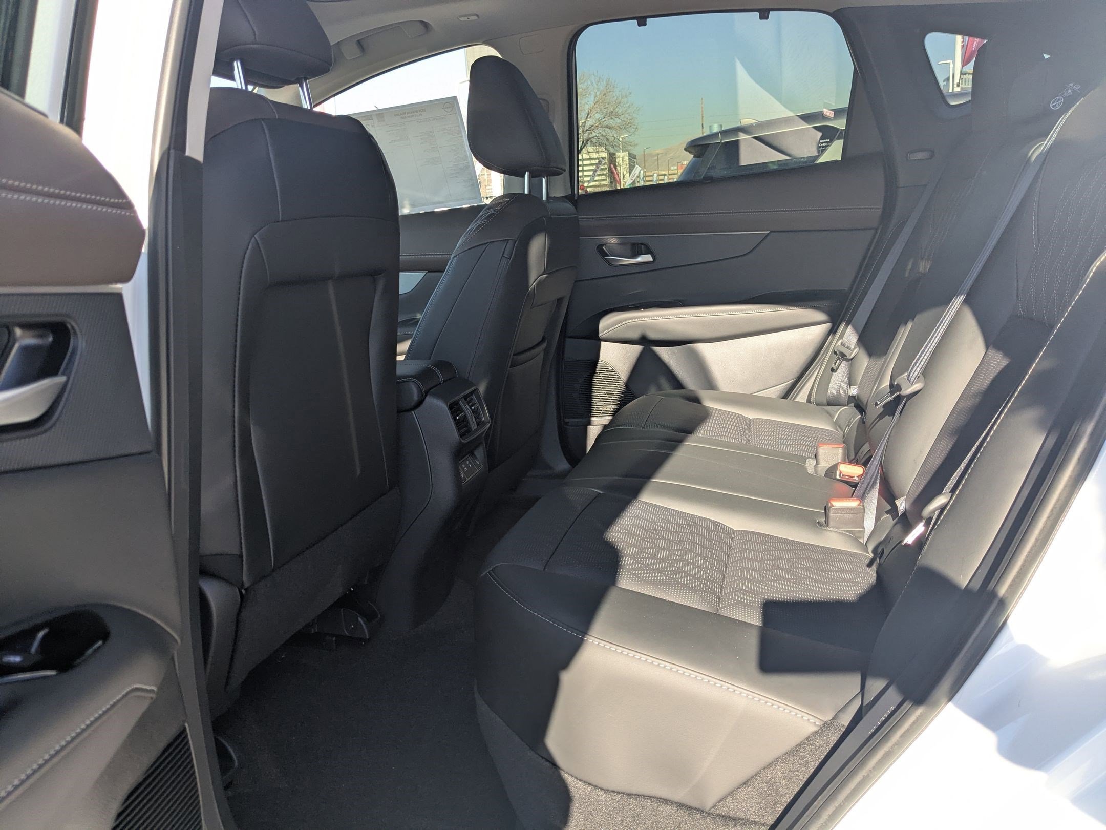 2026 Nissan Murano Platinum - Photo 17