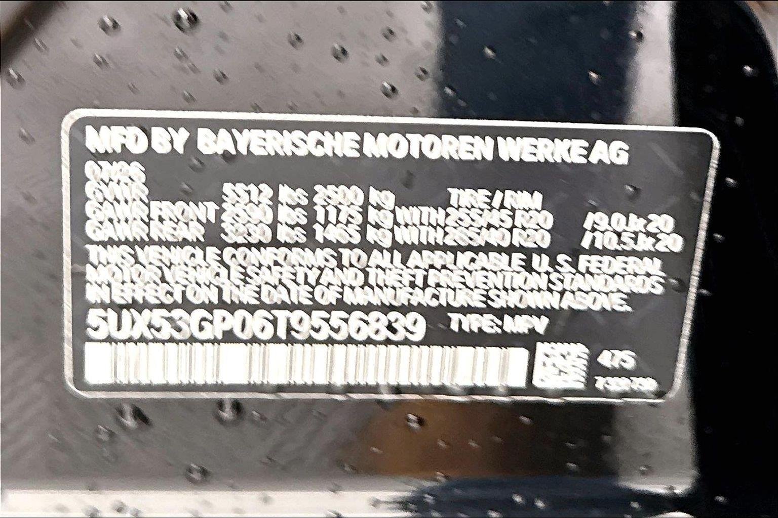 New 2026 Black Sapphire Metallic BMW 30 xDrive image 15