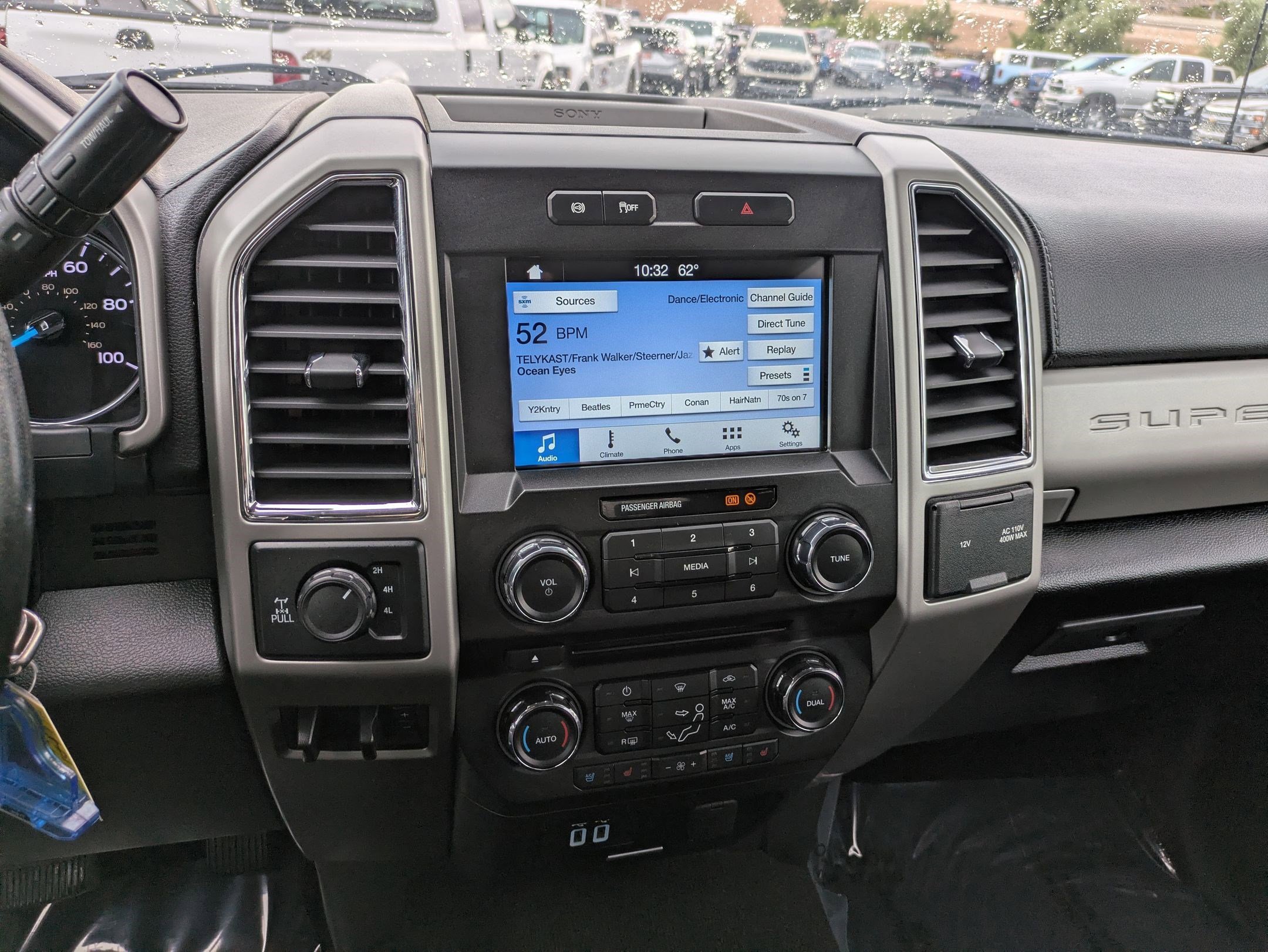 Used 2018 Oxford White Ford LARIAT image 23