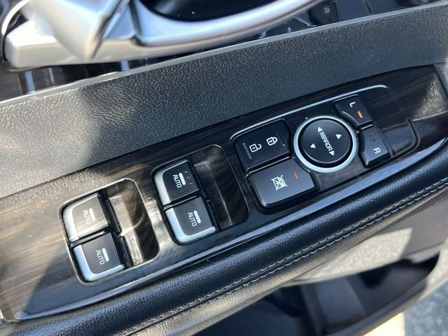 Used 2019 Purple Kia EX image 35