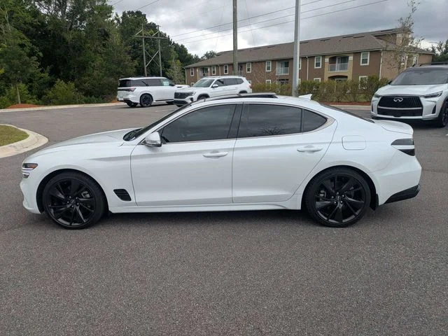 Used 2023 White Genesis 2.0T image 6