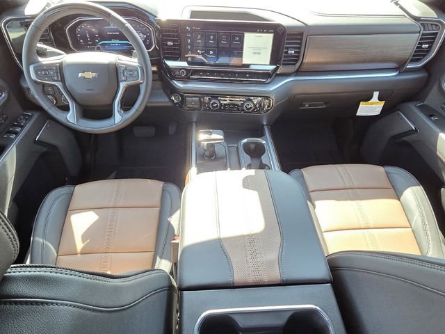 New 2026 White Sands Chevrolet High Country image 9