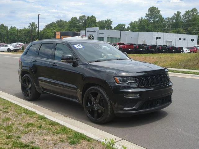 Used 2019 Black Jeep High Altitude image 15