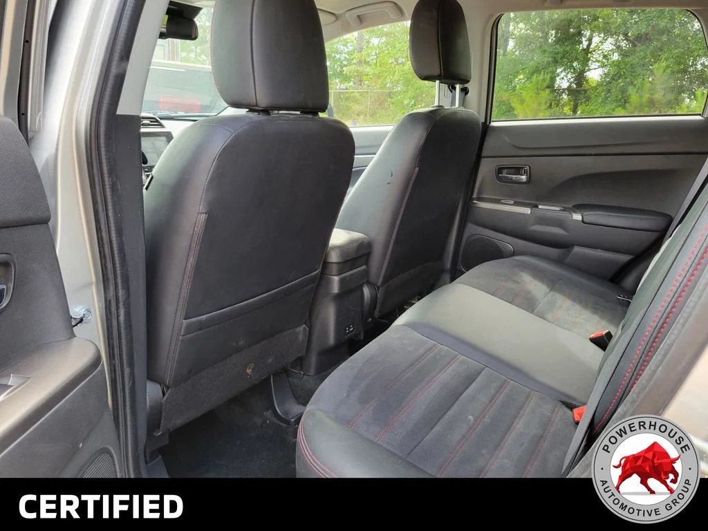 Used 2024  Mitsubishi  image 15