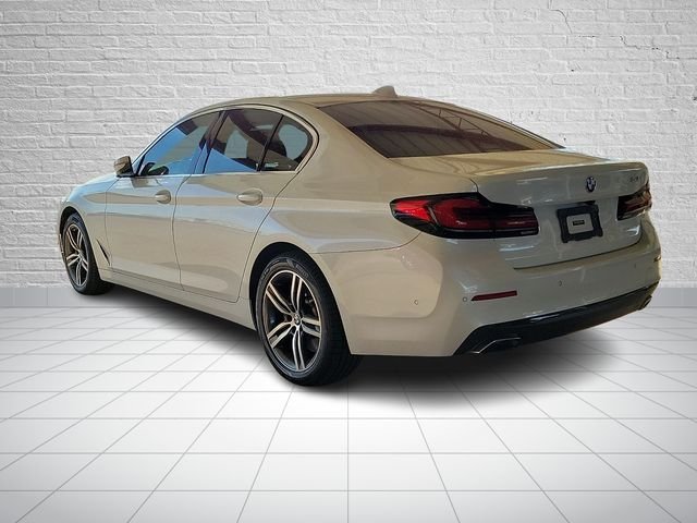 Used 2021 White BMW 540i image 2