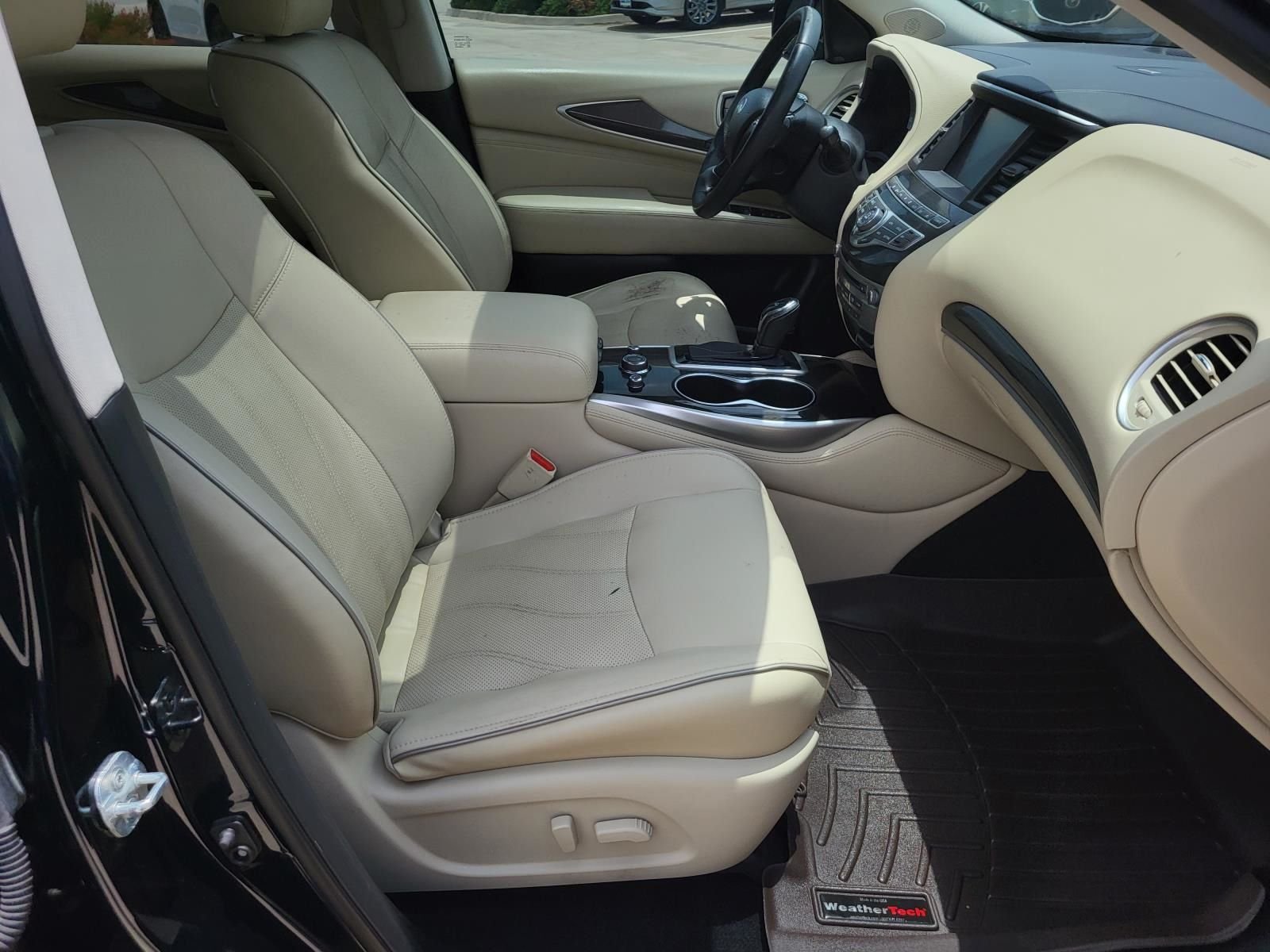 Used 2019 Hermosa Blue INFINITI LUXE image 8