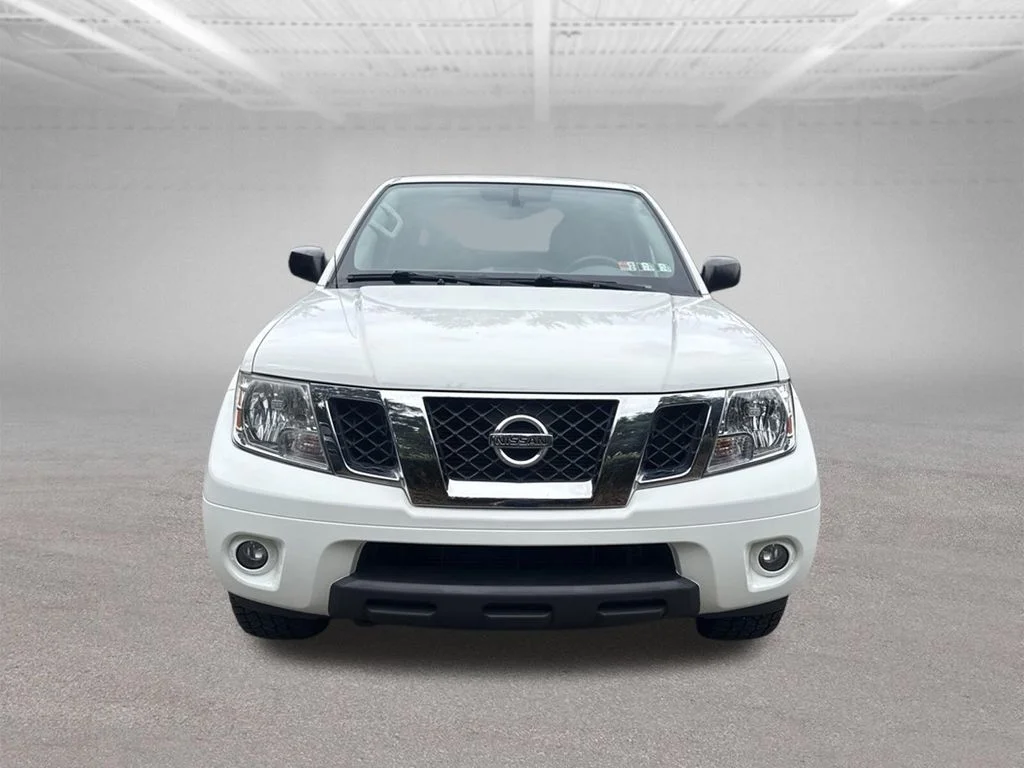 Used 2019 White Nissan SV image 2