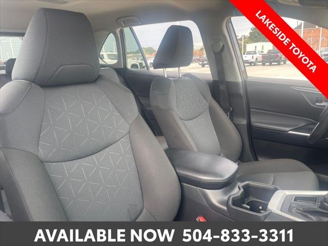 Certified Used 2025 MAGNETIC GRAY MET. Toyota  image 15